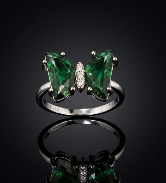 925 Sterling Silver Butterfly Green Colour Stone Ring