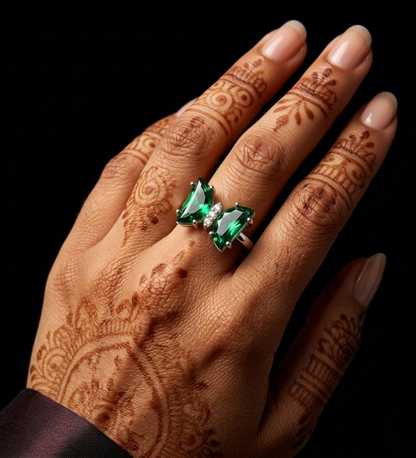 925 Sterling Silver Butterfly Green Colour Stone Ring
