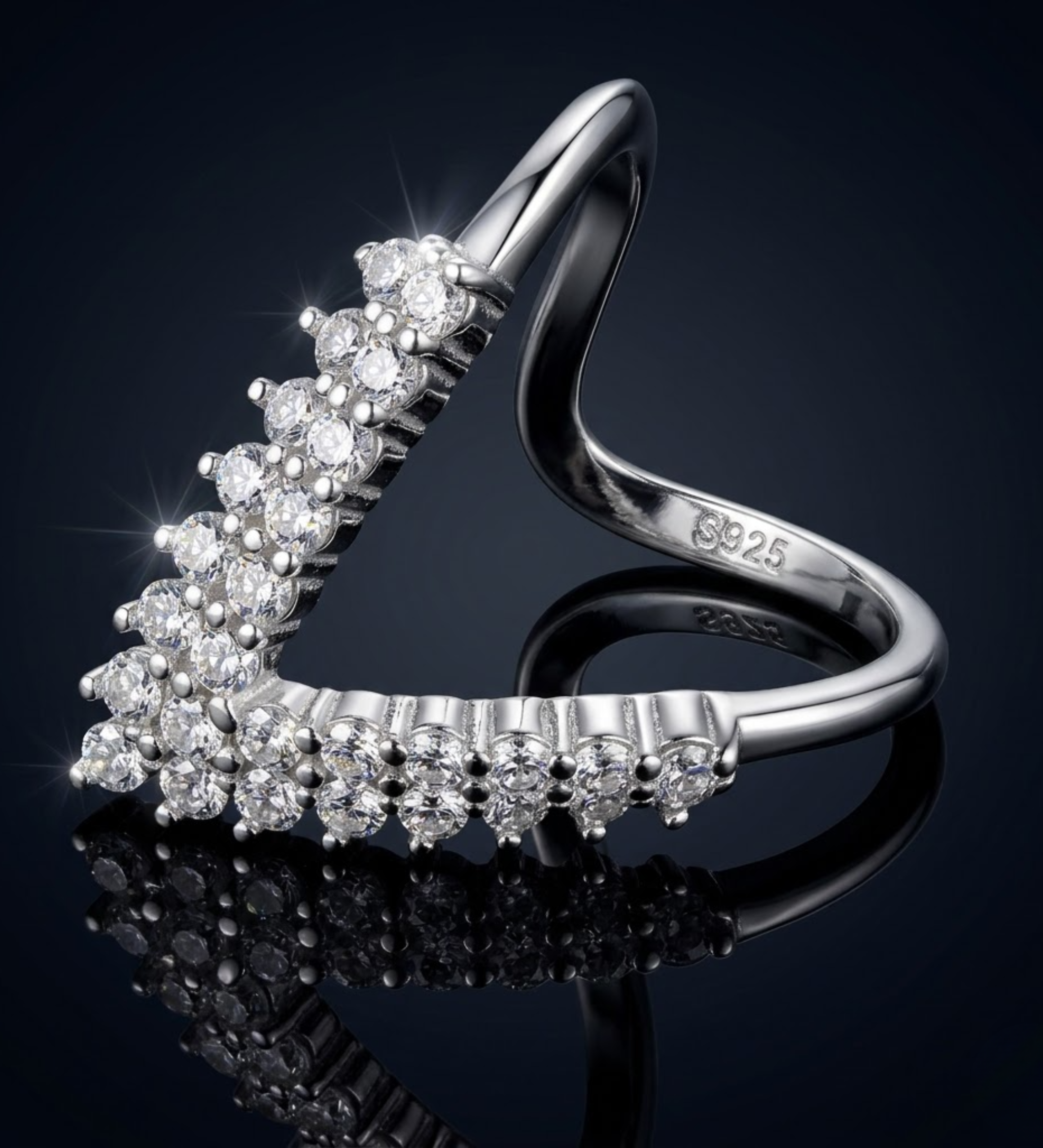 925 Sterling Silver V Shape CZ Chevron Ring
