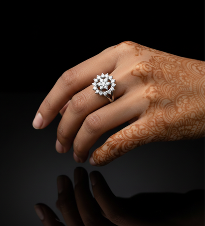 Snowflaks AD Cluster Light Weight Ring
