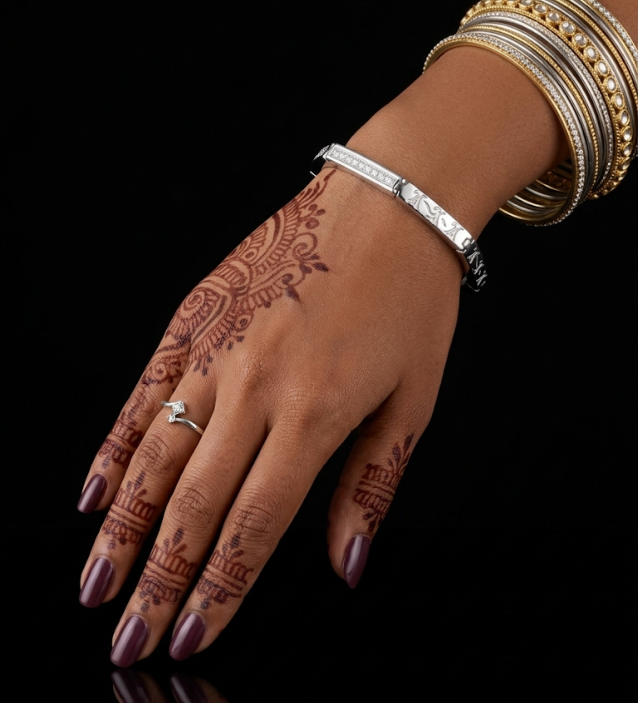 925 Sterling Silver Geometric Monogram Linked Bangle
