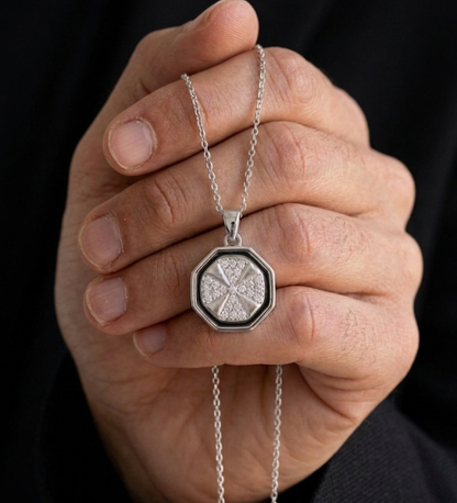 925 Sterling Silver Octagonal Onyx Cross Pendant