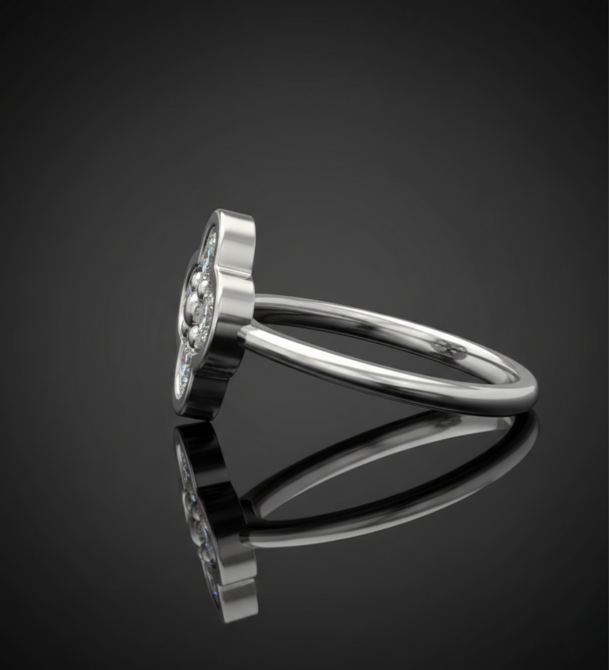 Sterling Silver Clover Shape AD Ring L