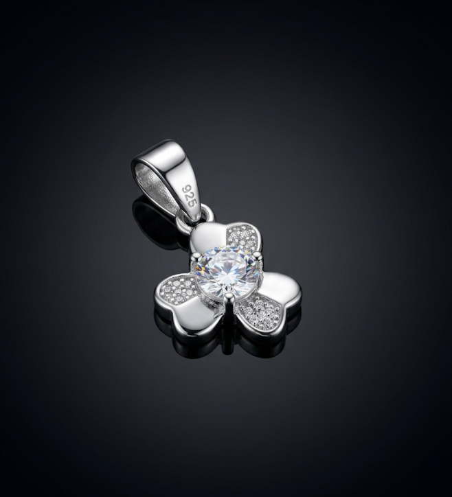 925 Sterling Silver Floral Bloom Pendant
