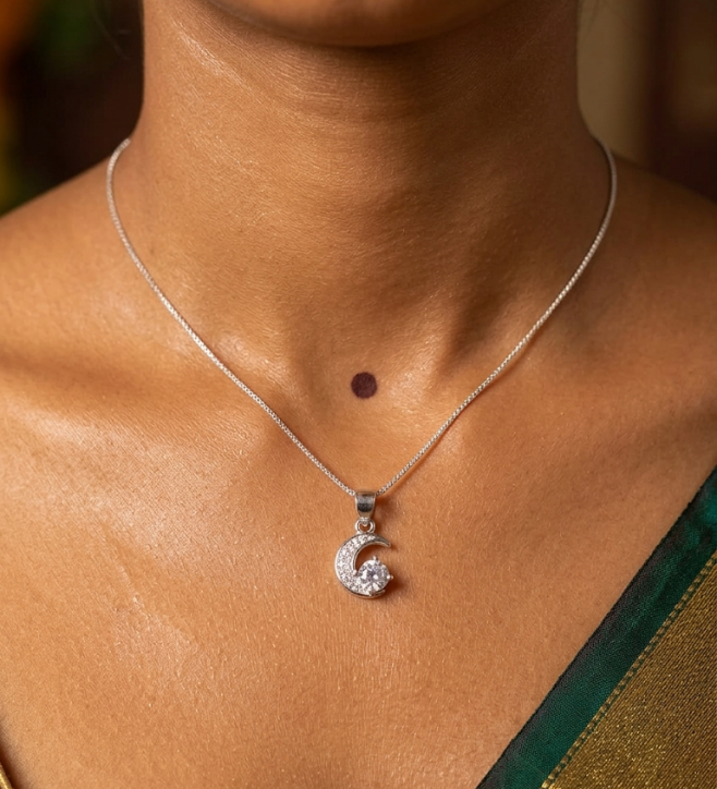 925 Sterling Silver Celestial Moon Pendant