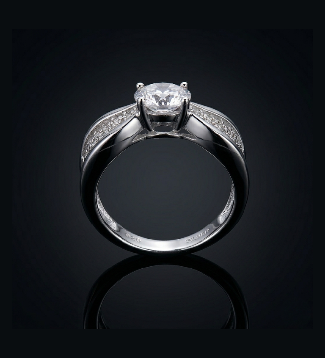 Elegant Solitaire Bow Statement Ring in 925 Sterling Silver