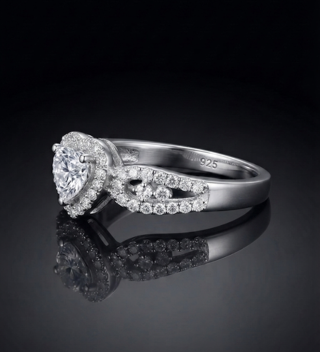 Heart Halo Promise Ring in 925 Sterling Silver